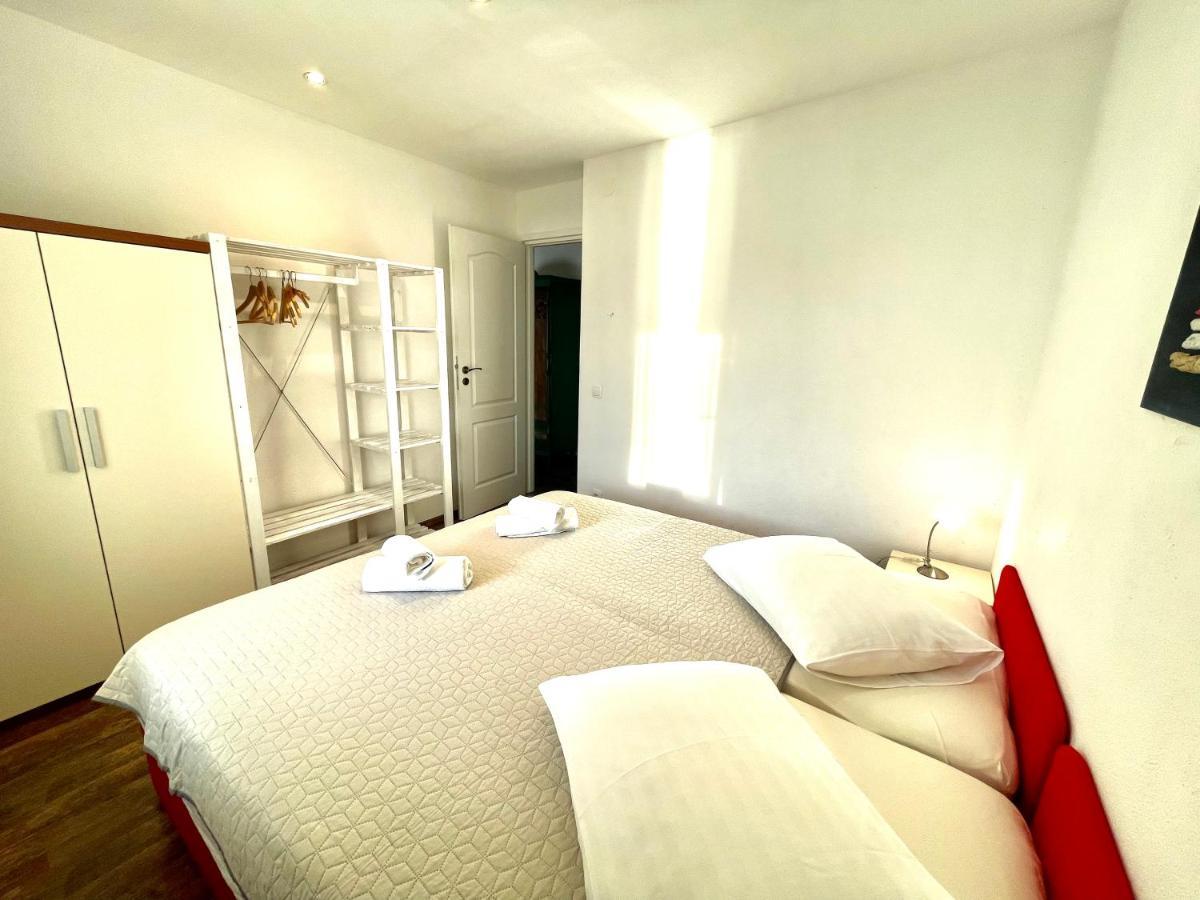 Apartments Trapula Šibenik Kültér fotó